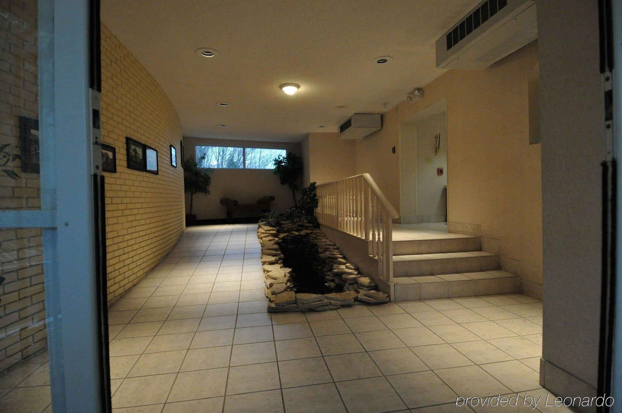 Hillside Inn Madison Dalaman gambar