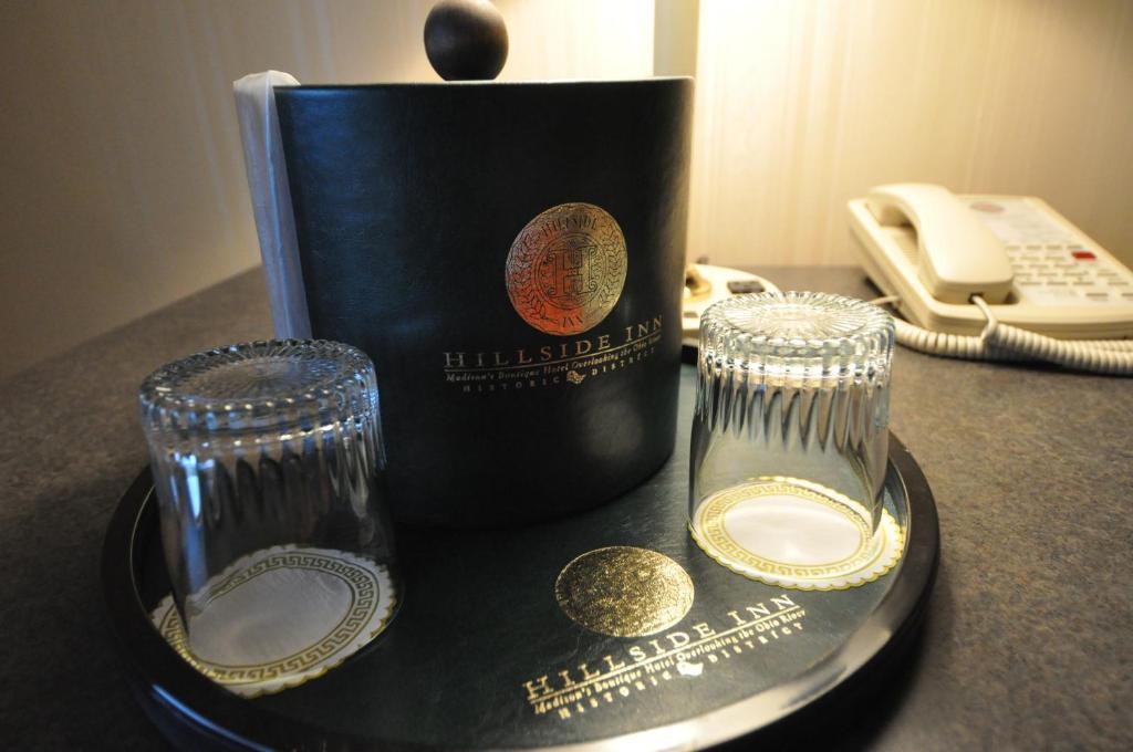 Hillside Inn Madison Luaran gambar